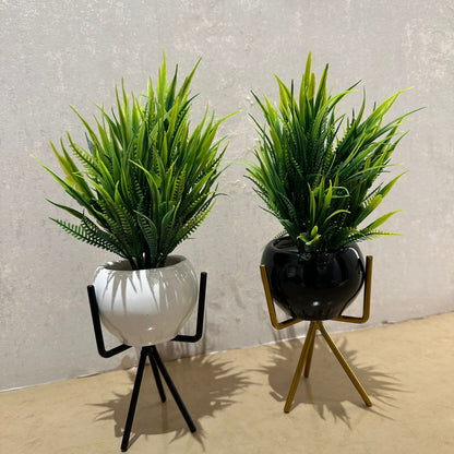 Elegant Metal Stand Planters for Home & Garden – Pakistan - Image 2